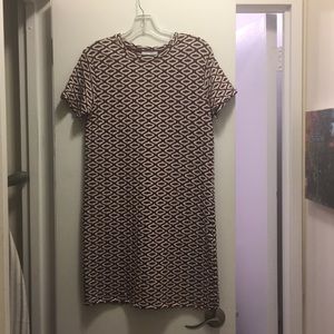 Maroon and white textured dress